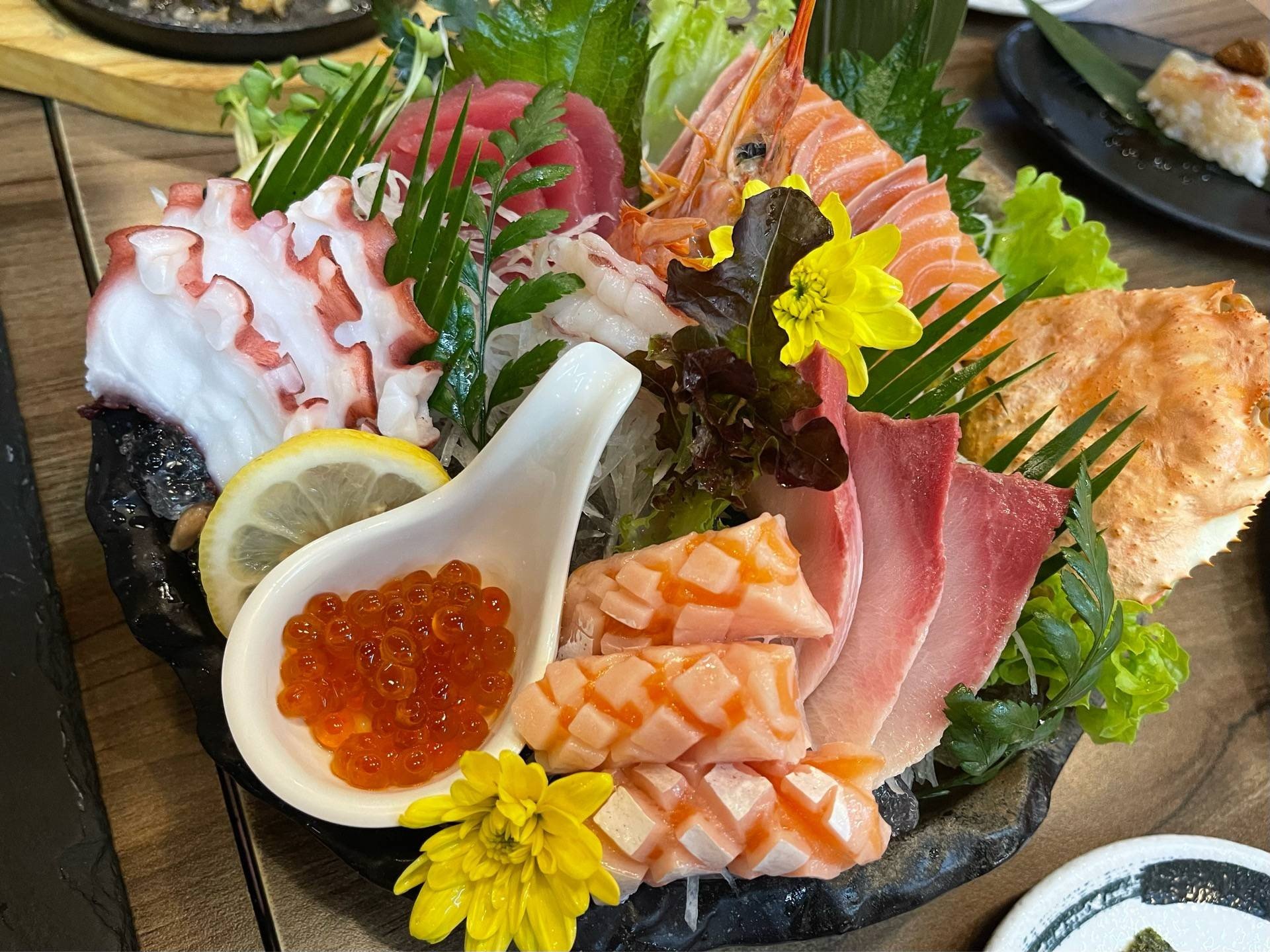 รีวิว Kin Donburi เดอะมอลงามวงศ์วาน - บุฟเฟ่ต์ อาหารญิปุ่น Kin ใน ...