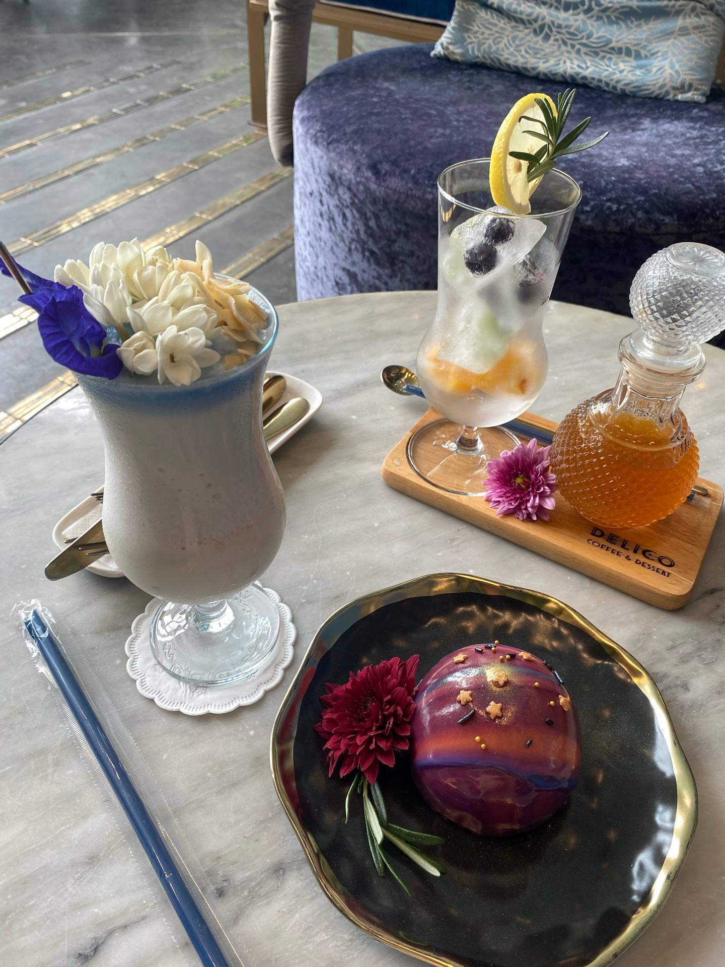 รูป Delico Decoration Coffee & Dessert Phuket