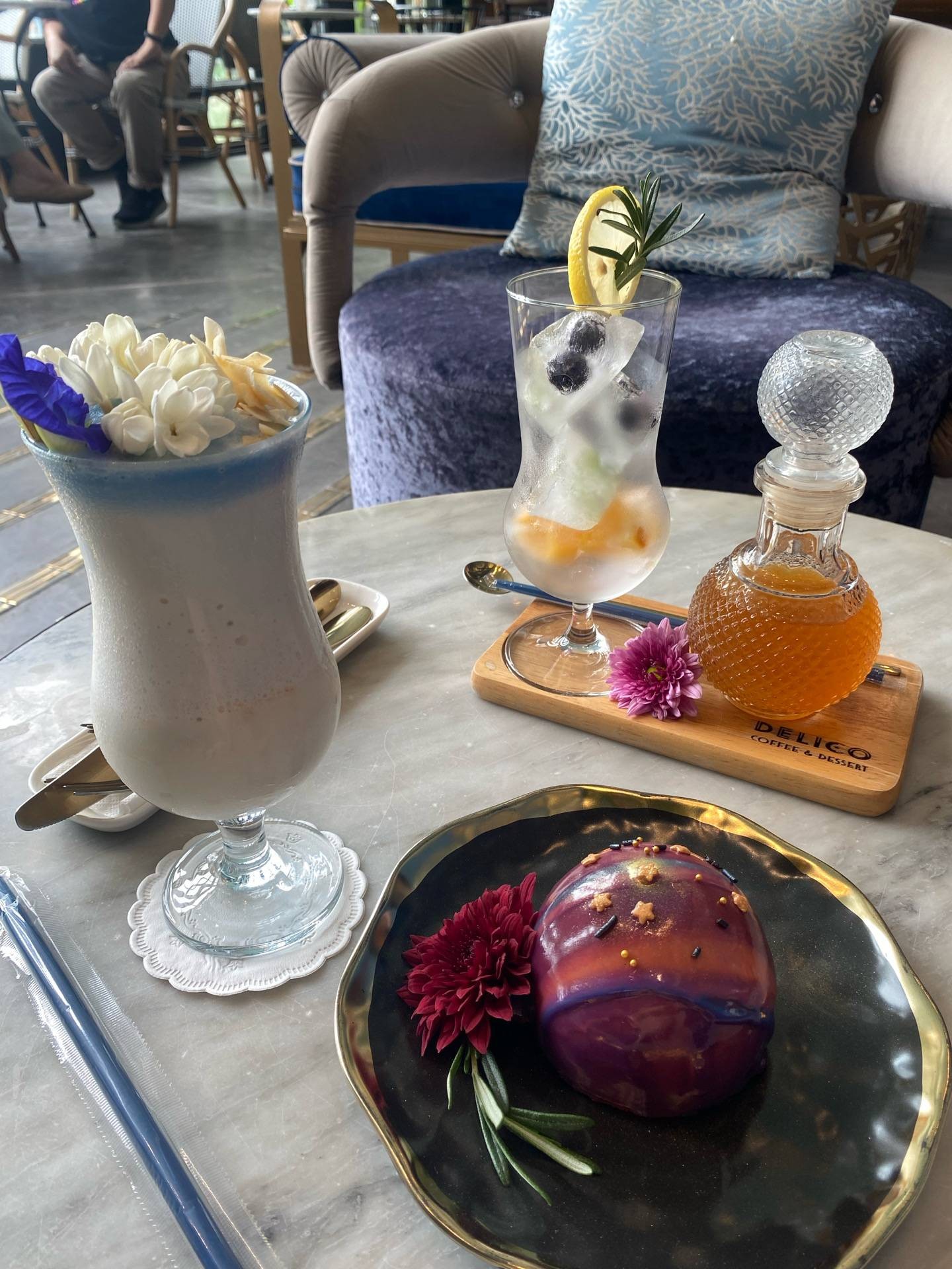 รูป Delico Decoration Coffee & Dessert Phuket