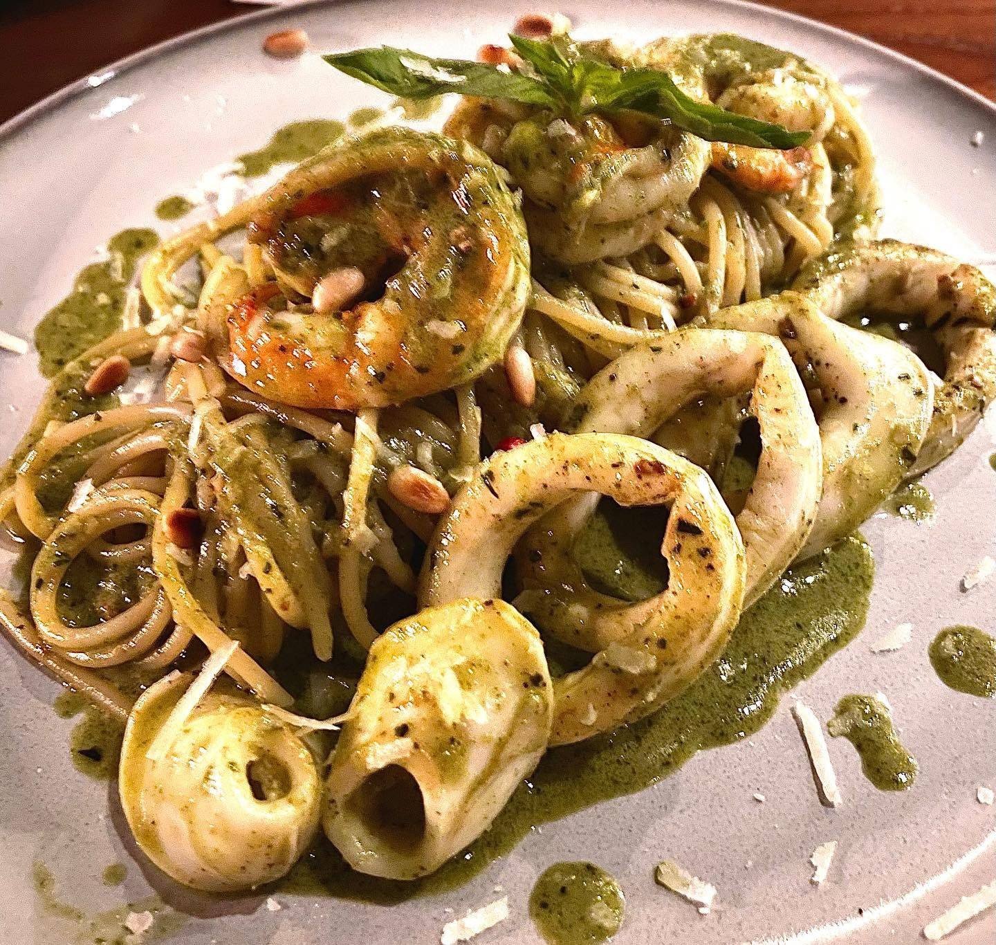 Seafood Pesto ร้าน SWIRL Cellar and Wine Bar Wongnai