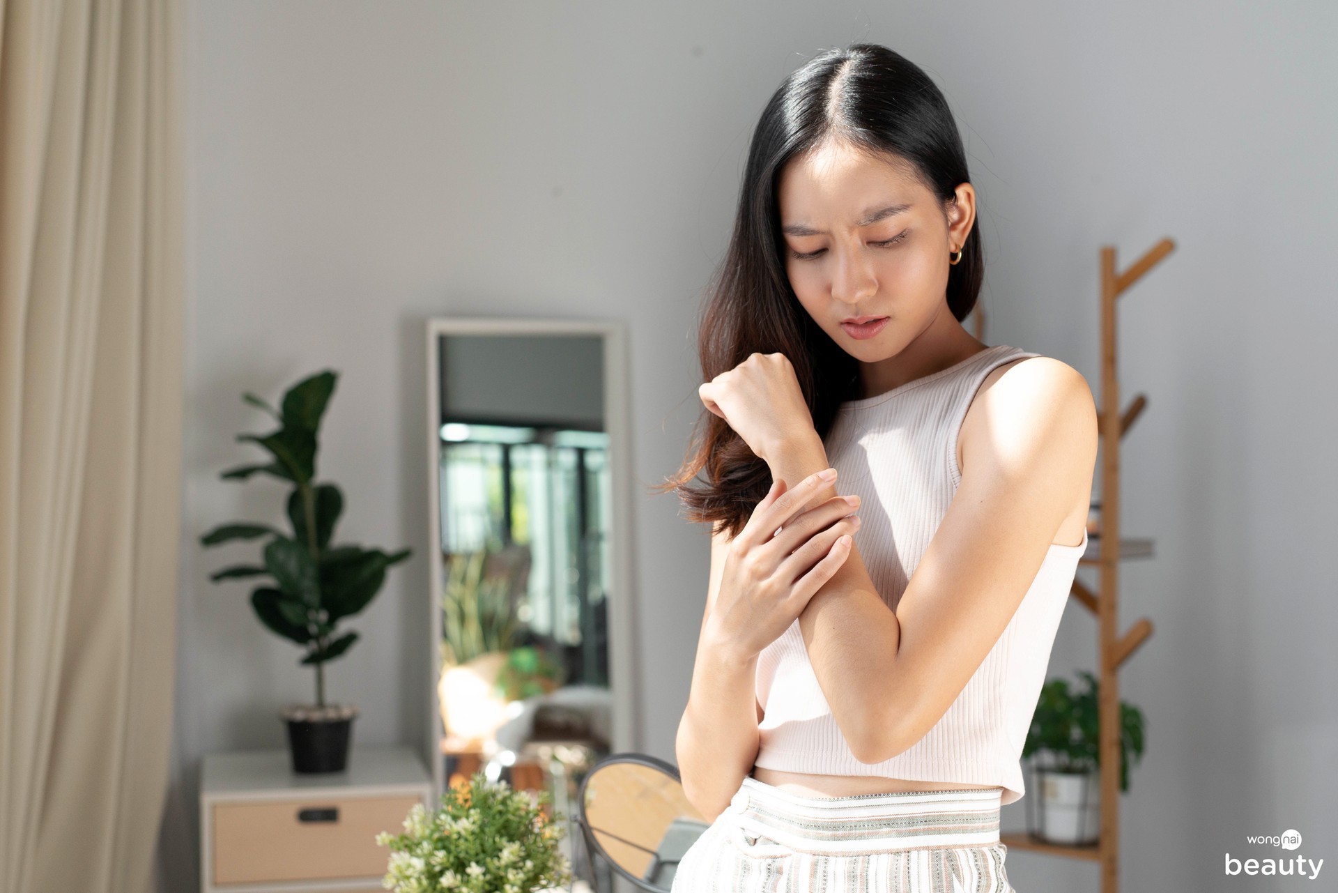 ทริคเด็ด! 3 วิธีดูแลผิวให้สวยใส ออร่าจับ ใช้งบแค่หลักร้อย