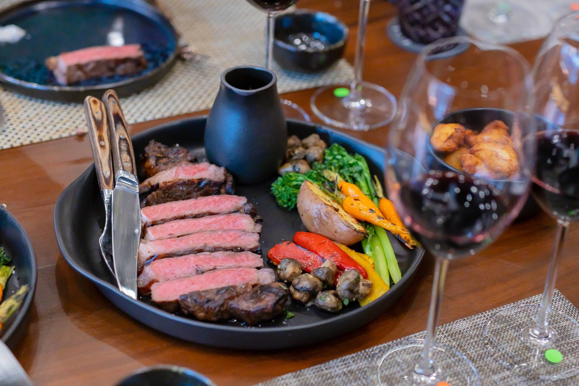 Westholme Wagyu Striploin no.5 ร้าน La Brace Ekamai