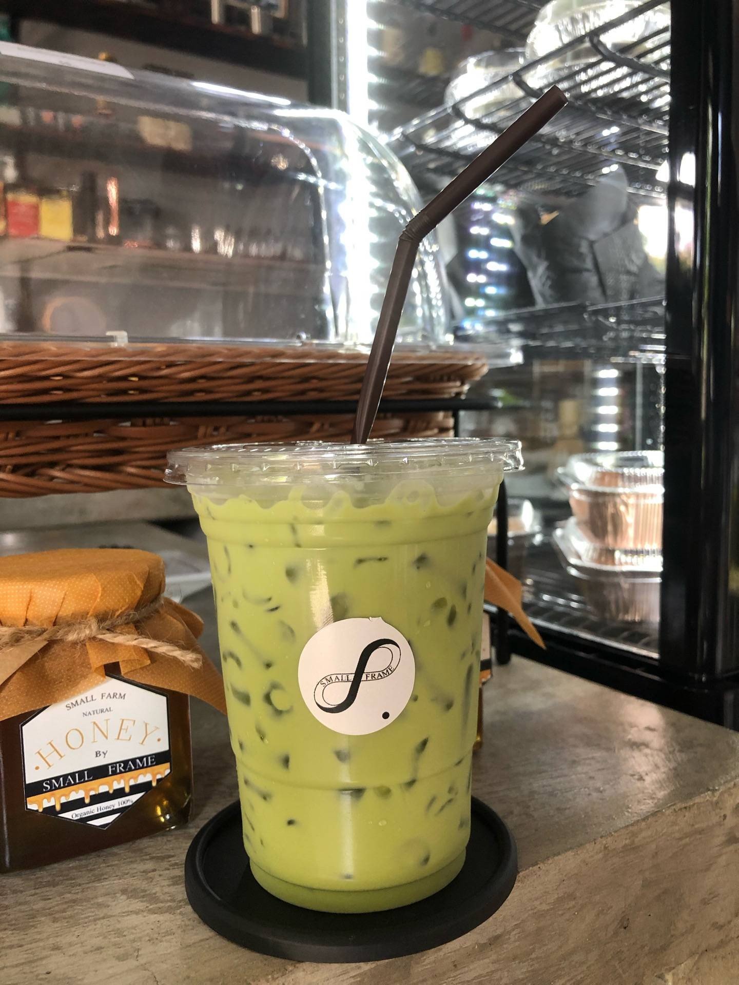 ร้าน SMALL FRAME COFFEE HOUSE รีวิวร้านอาหาร