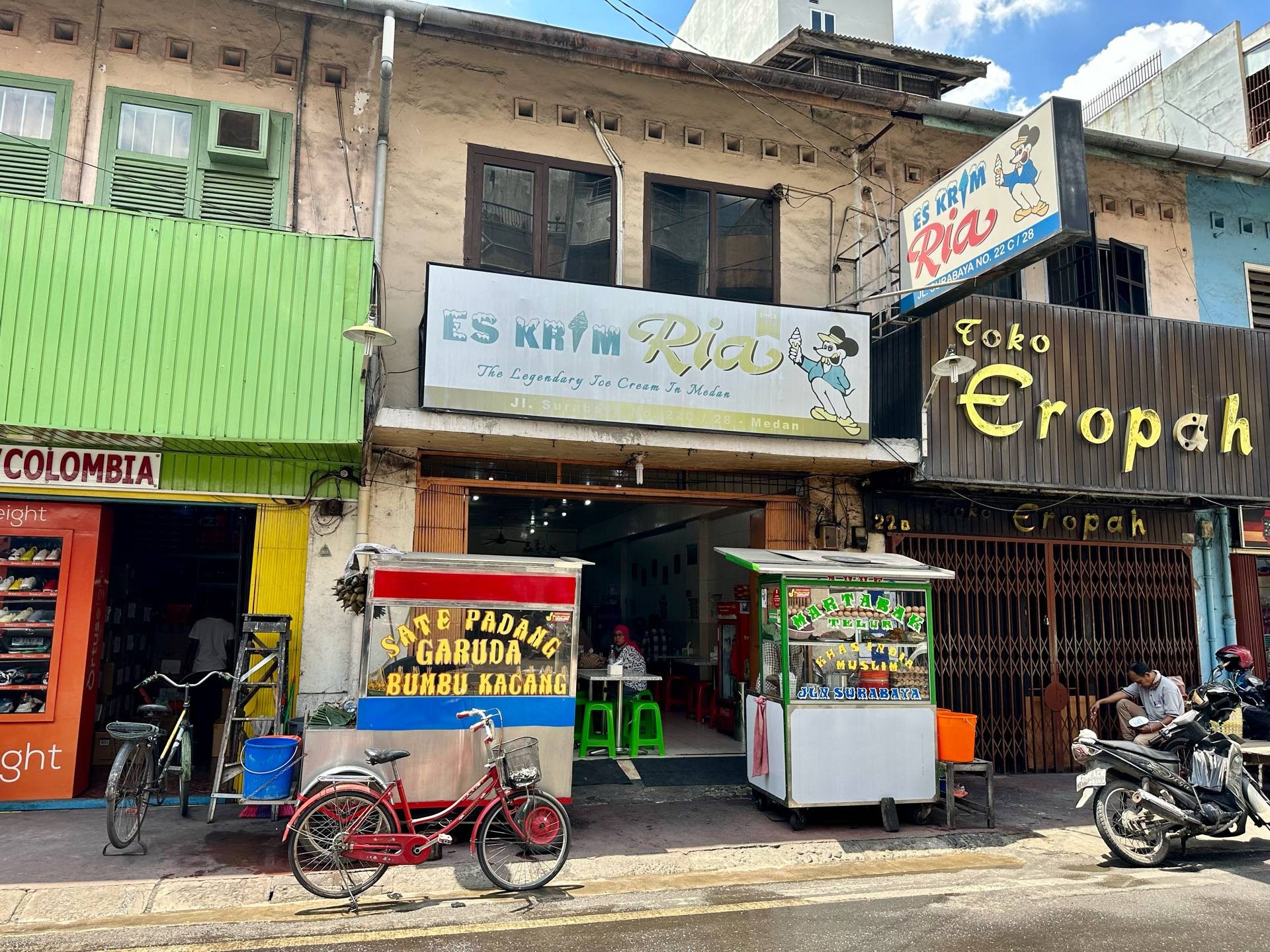 รีวิว Ice Cream Ria since 1936 Medan ร้านขนมร้านเก่าแก่ของเมดาน แวะมา