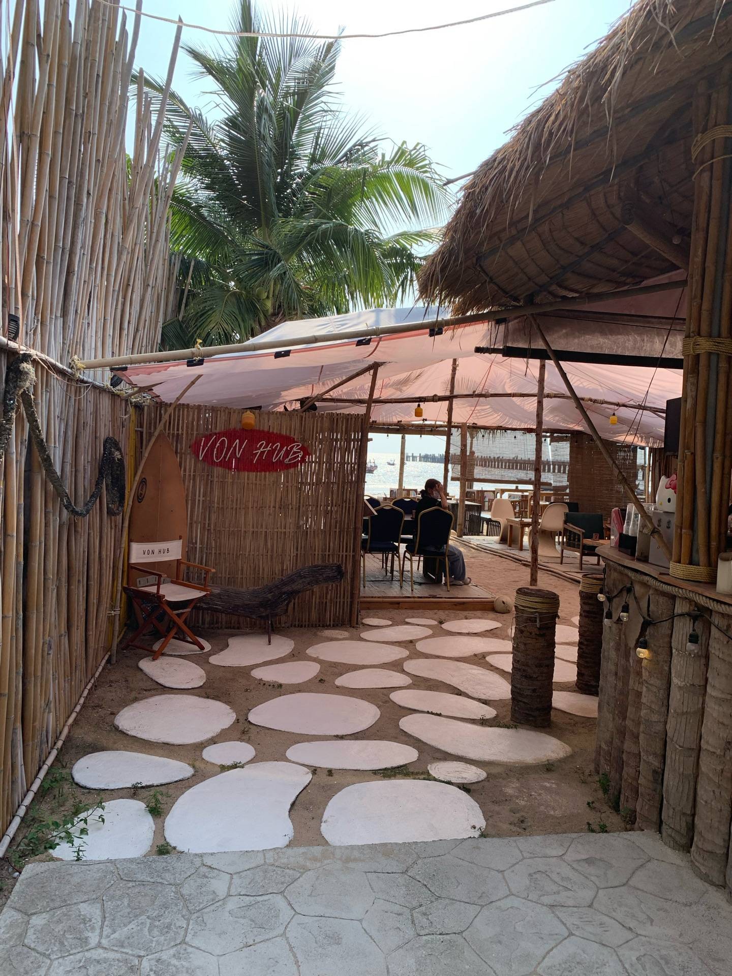 รีวิว VON HUB Cafe คาเฟ่ลับๆ หาดวอนนภา Wongnai