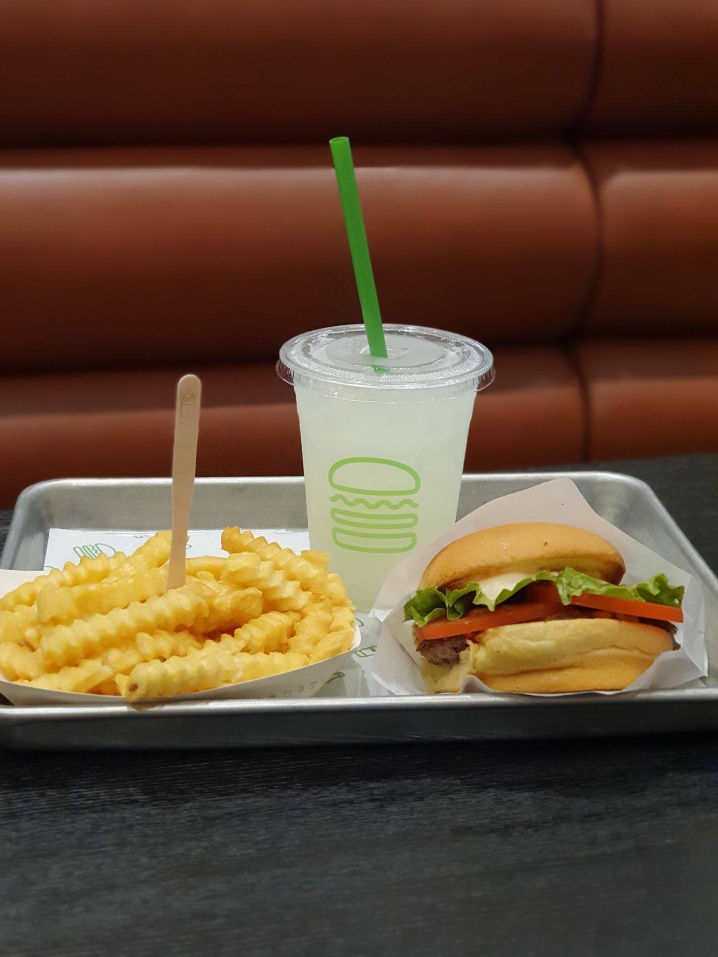 รีวิว Shake Shack Thailand เซ็นทรัลเวิลด์ - Shake Shack Thailand เปิด ...