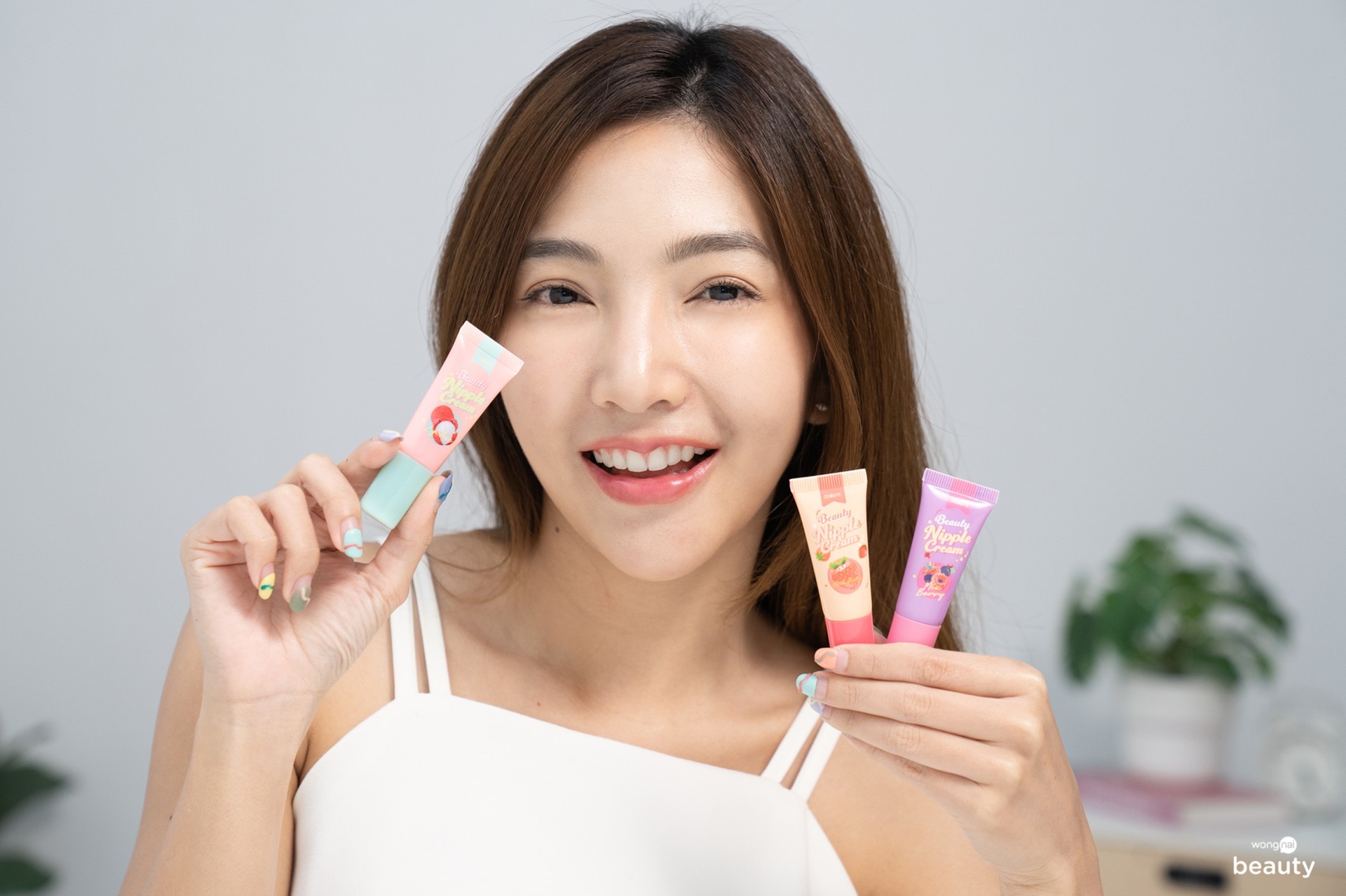 ใหม่! ลิปแก้ปากดำ 2in1 บำรุงปากน่าจุ๊บ ทาจุกอมชมพู By DEBUTE