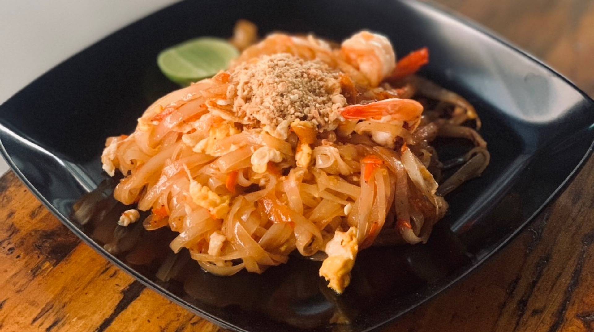 ผัดไทหอยทอดเออร์รี่ - สั่งอาหารเดลิเวอรี | Wongnai x LINE MAN