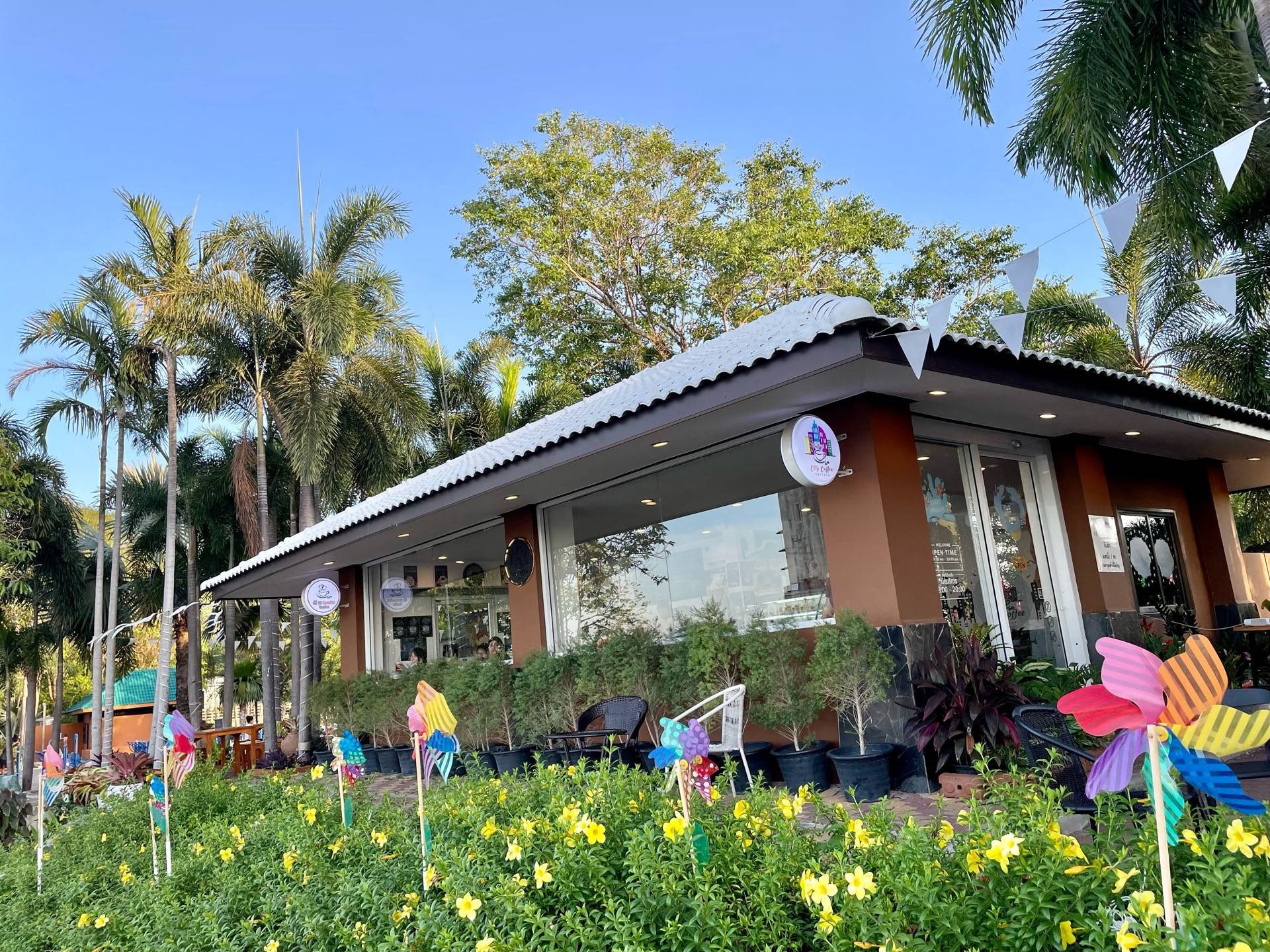 รีวิว City Coffee Pattaya เครื่องดื่มเย็นๆ บนวิวจุดสูงสุดของเมือง