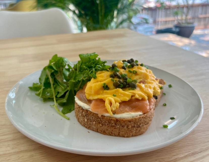 รีวิว Eureka! Cafe Wonderful all day breakfasts and toast