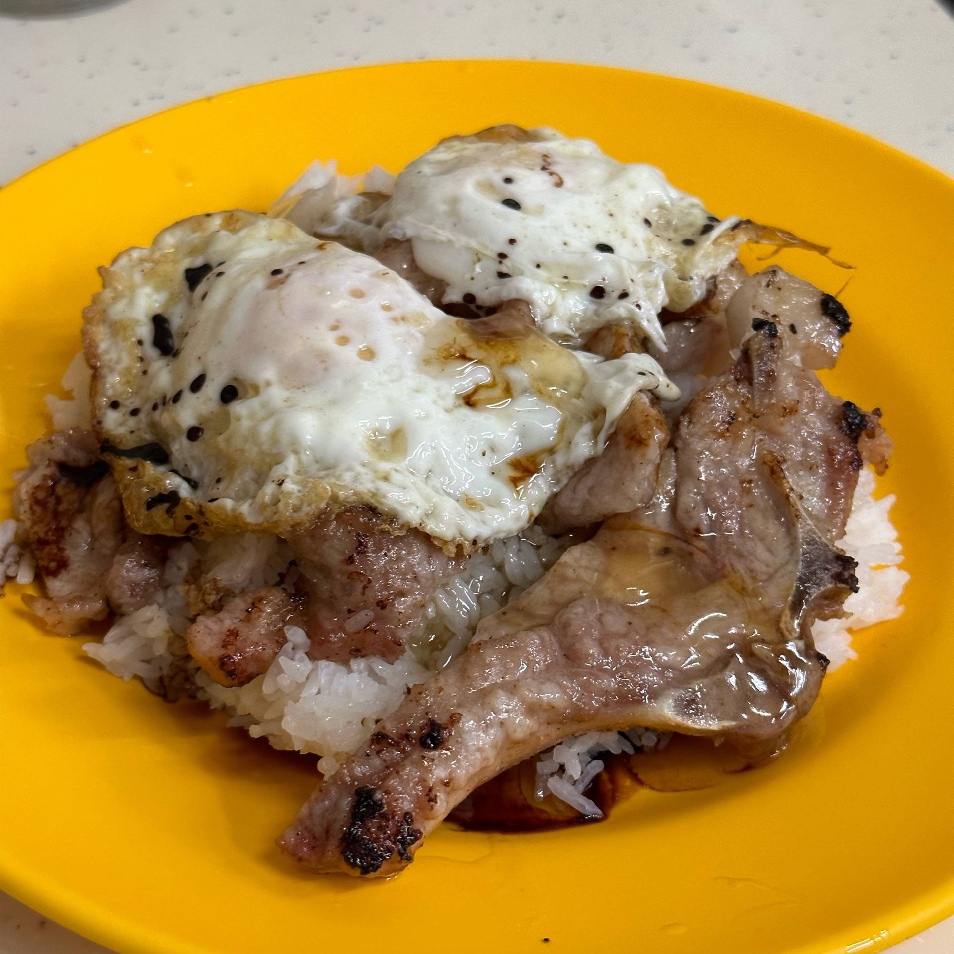 รีวิว For Kee ข้าวหน้า Pork Chop โปะไข่ดาว