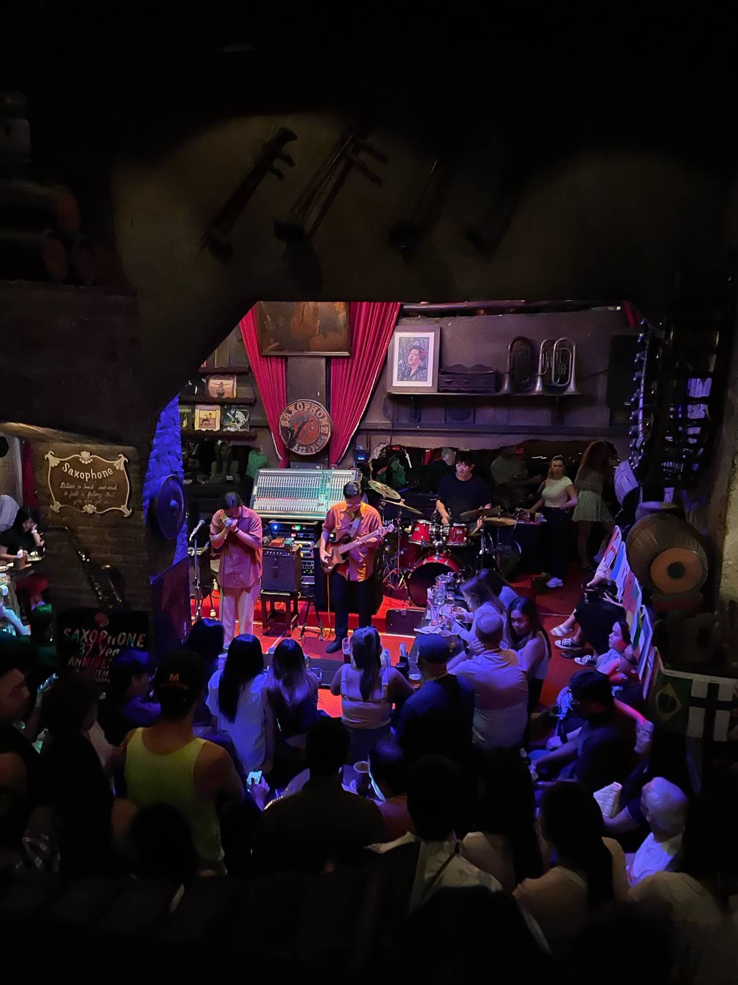 รูป Saxophone Pub & Restaurant