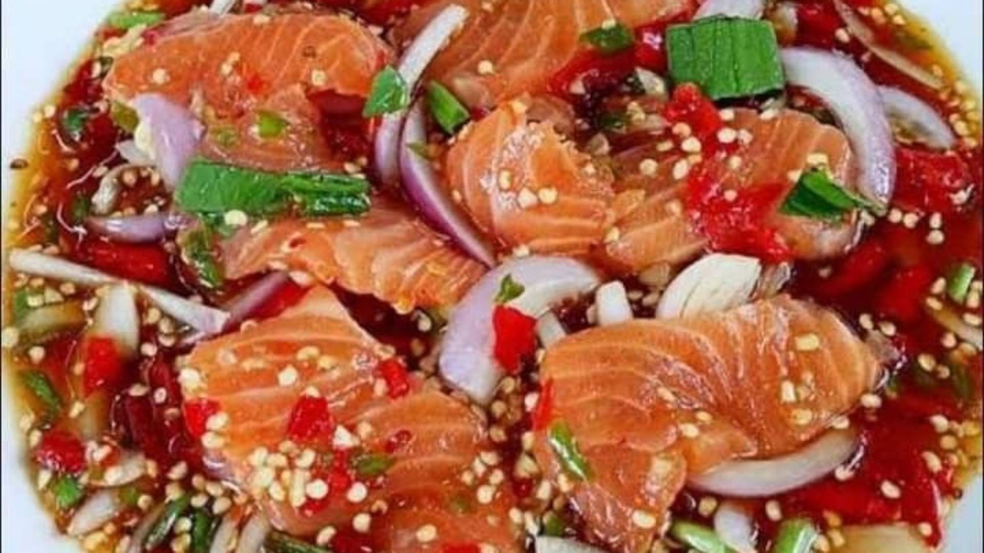 ยำยานใหญ่ อร่อยถูกปากรสจัดถูกใจ รัชดา - สั่งอาหารเดลิเวอรี | Wongnai x ...