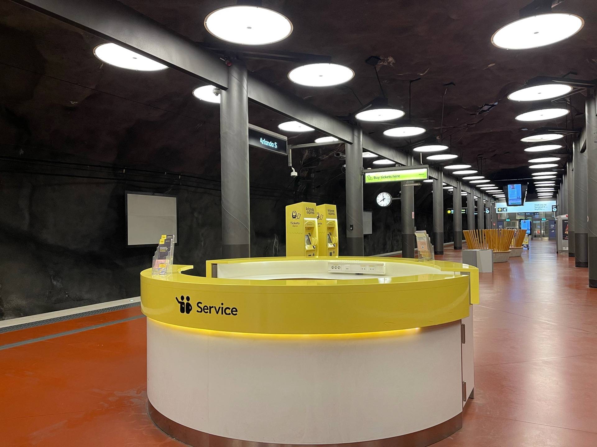 รีวิว Arlanda Express Train รถไฟด่วนจากสนามบิน Arkanda Stockholm เข้ามาในเมือง Central Station
