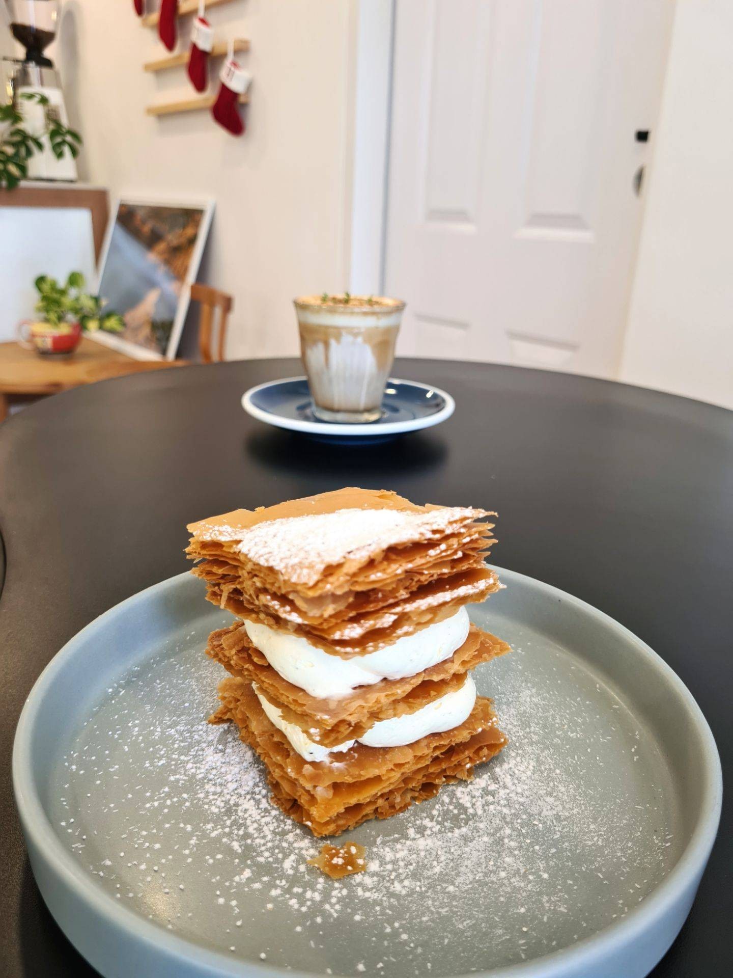 รีวิว Roastmary’s Coffee House Head Office คาเฟ่บรรยากาศสบายๆฟีลโฮมมี