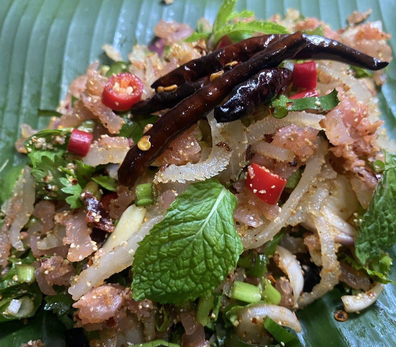 บ้านยำแหนม ยำมะม่วง สาขาหลัก - สั่งอาหารเดลิเวอรี | Wongnai x LINE MAN