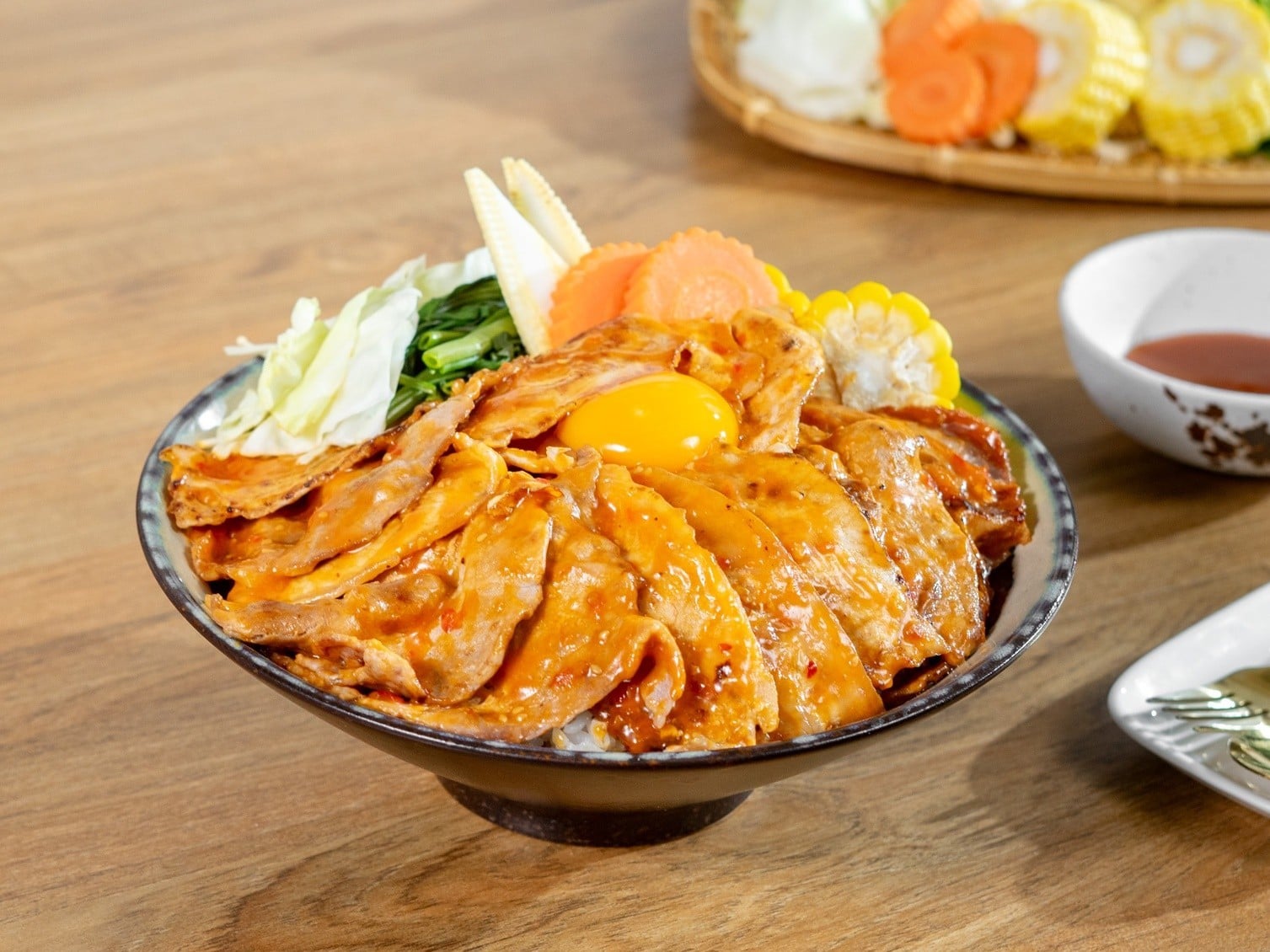 ข้าวหน้าหมูกระทะ