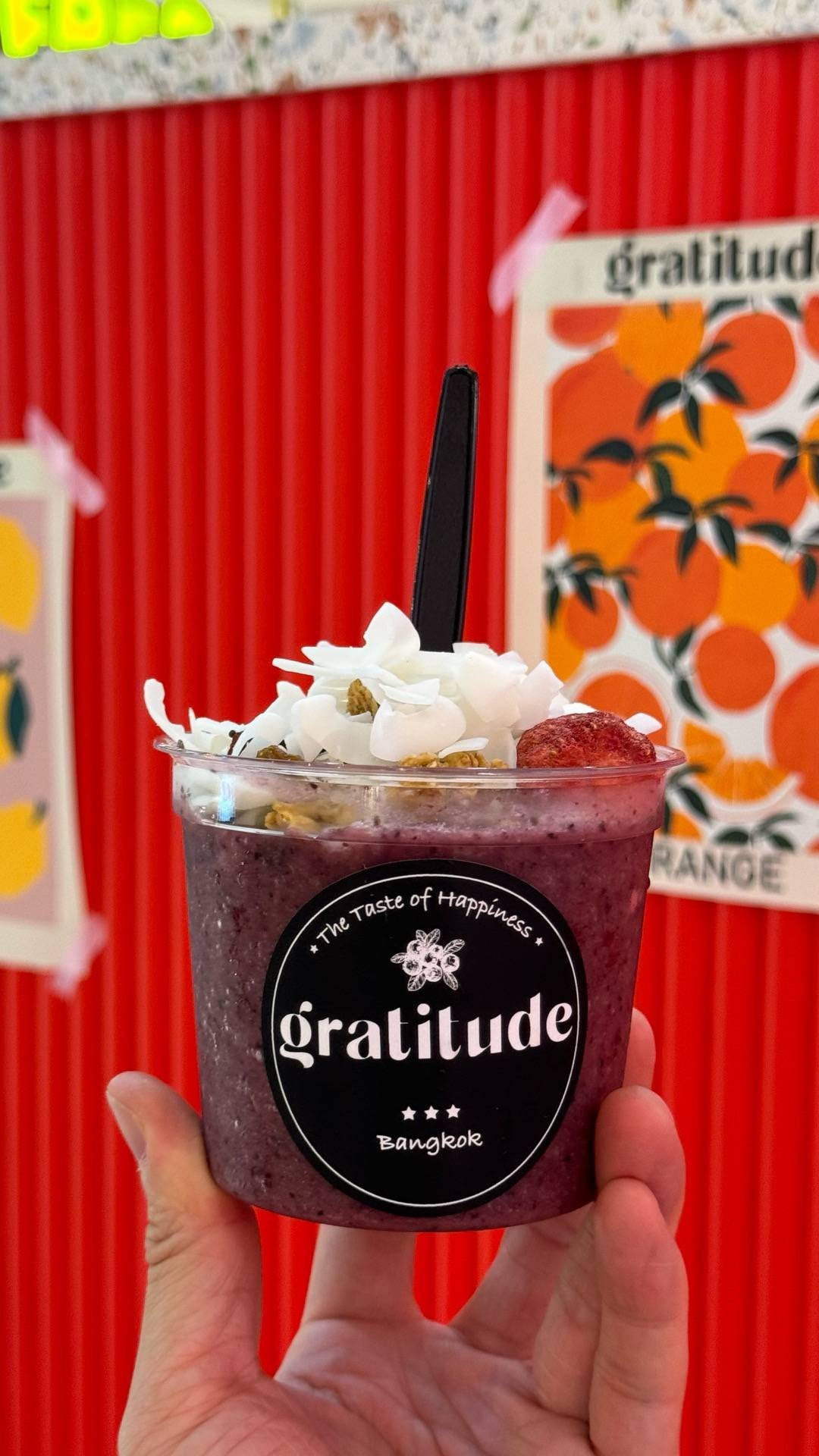 รีวิว Gratitude Bangkok Little Walk Krungthep Kreetha อร่อยมากๆ Açaí Bowl ที่ไม่ได้ผสมน้ำแข็ง