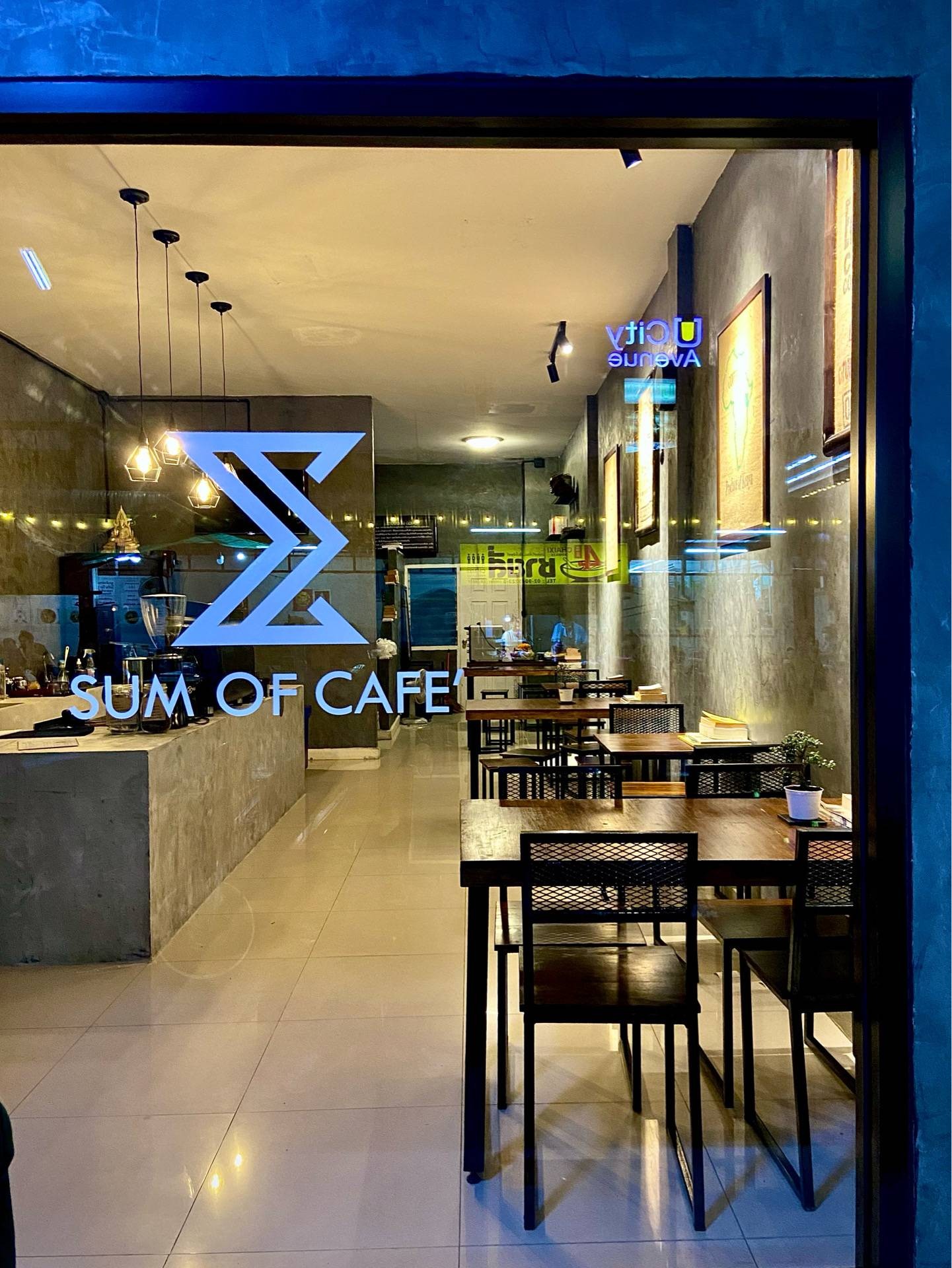 รีวิว Sum of cafe’คลองหก - สะอาด บริการดี