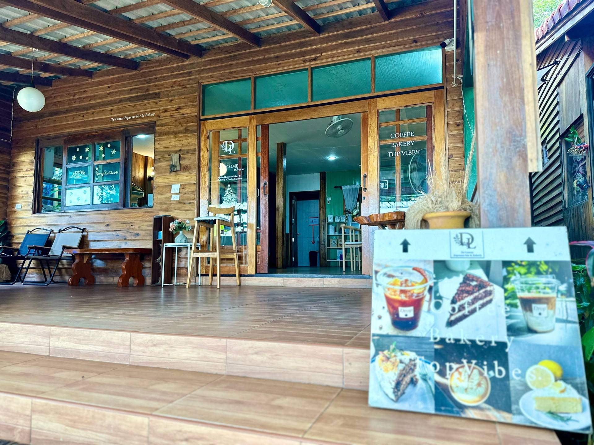 รีวิว De Lamar Espresso Bar & Bakery Ko Yo คาเฟ่วิวทะเลสาบสงขลา มุม