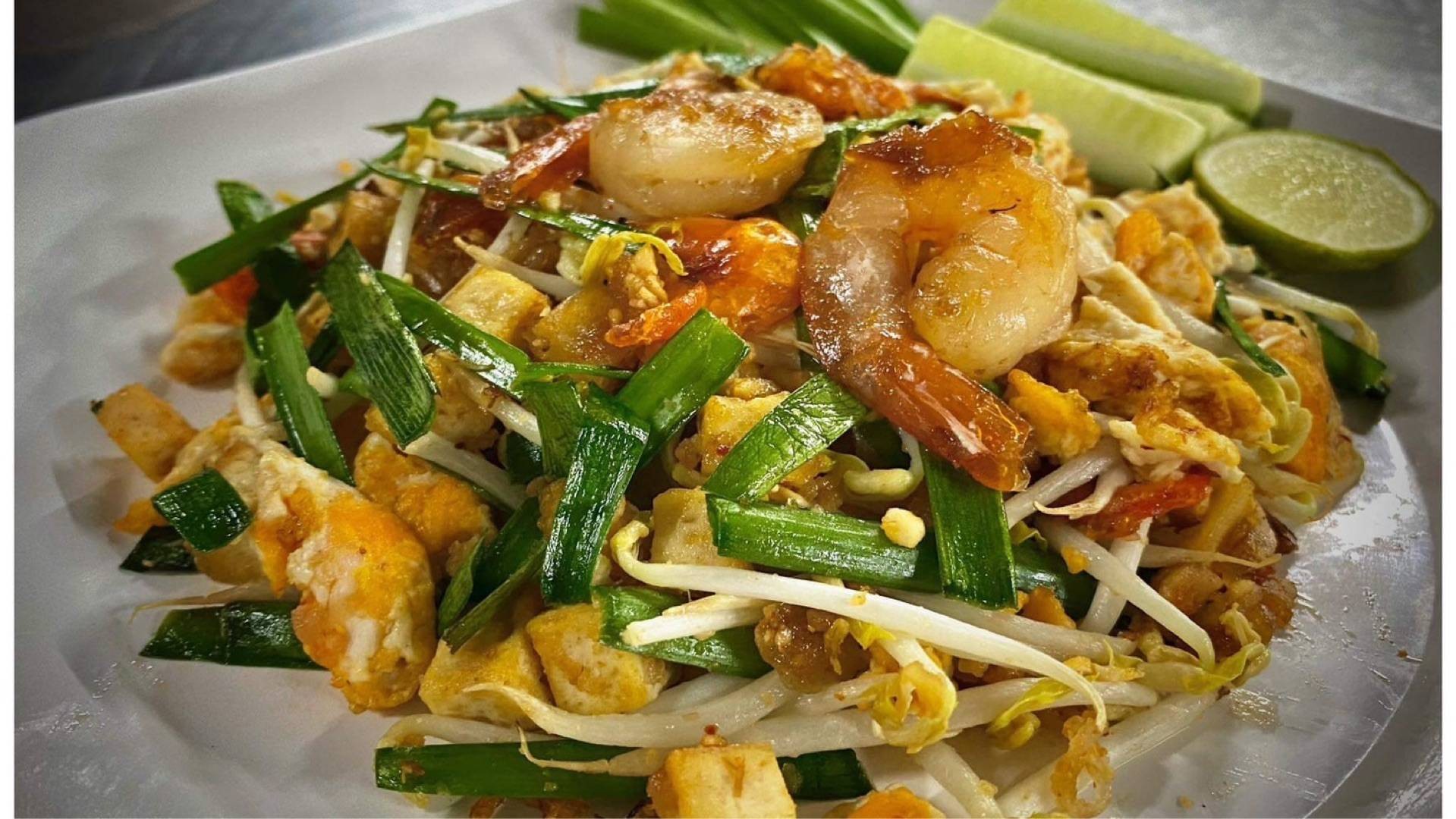 ผัดไทครูดาว กลางเมือง - สั่งอาหารเดลิเวอรี | Wongnai x LINE MAN