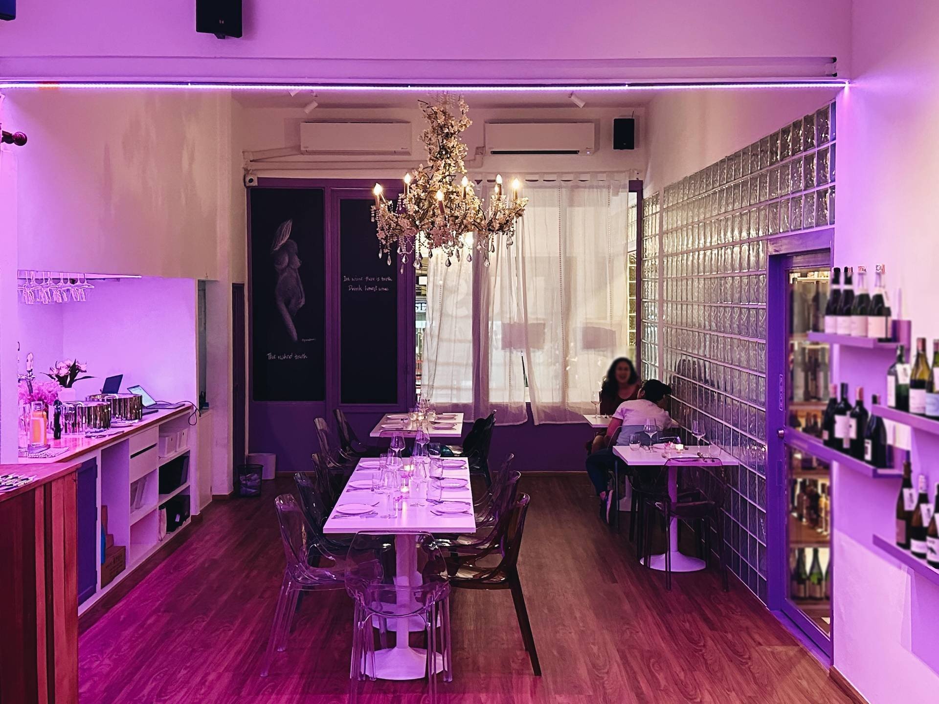 รีวิว MUST Wine Bar Must Wine Bar ไวน์บาร์แห่งล่าสุดที่ใส่ใจเรื่อง