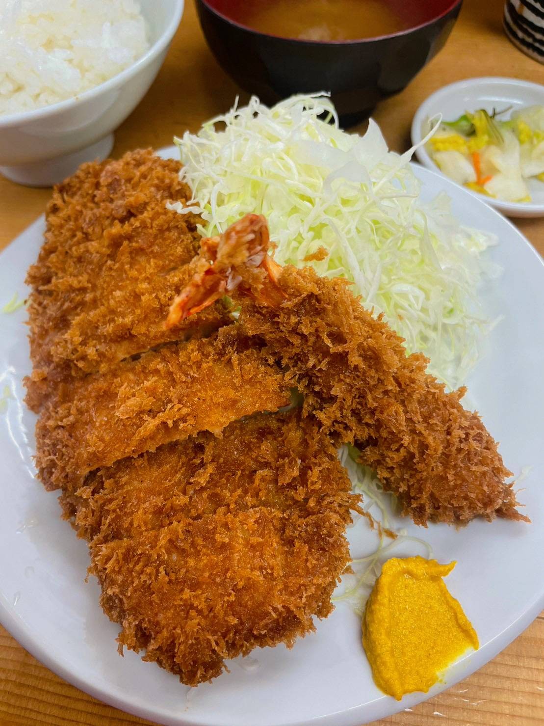รีวิว Yamabe Okachimachi Tonkatsu Ueno,Tokyo อร่อย ชิ้นใหญ่ ราคาสมคุณภาพ
