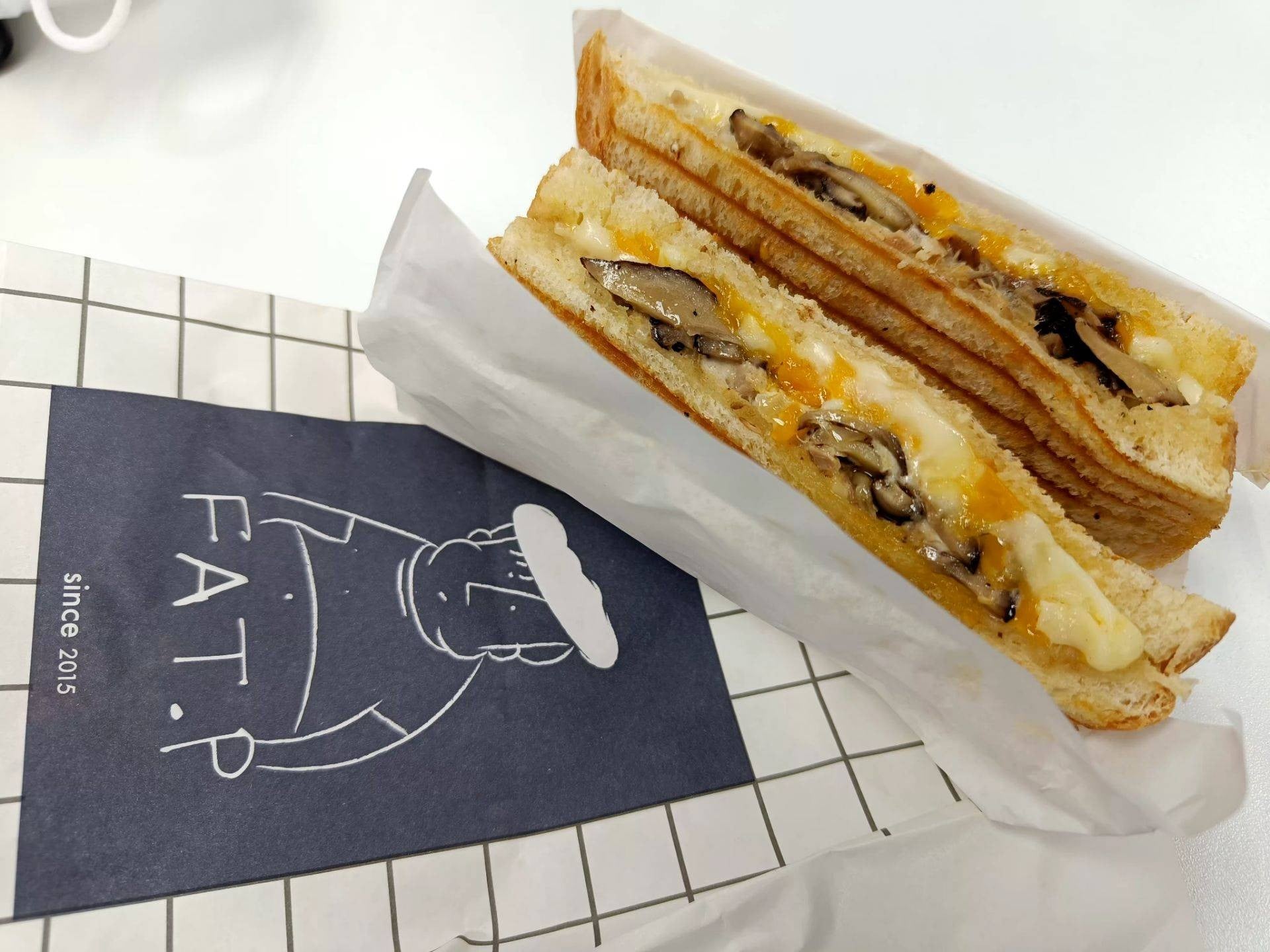 รีวิว FAT.P the fat kids'eatery - อร่อยเหมือนเดิม ทั้งแซนด์วิชอบร้อน