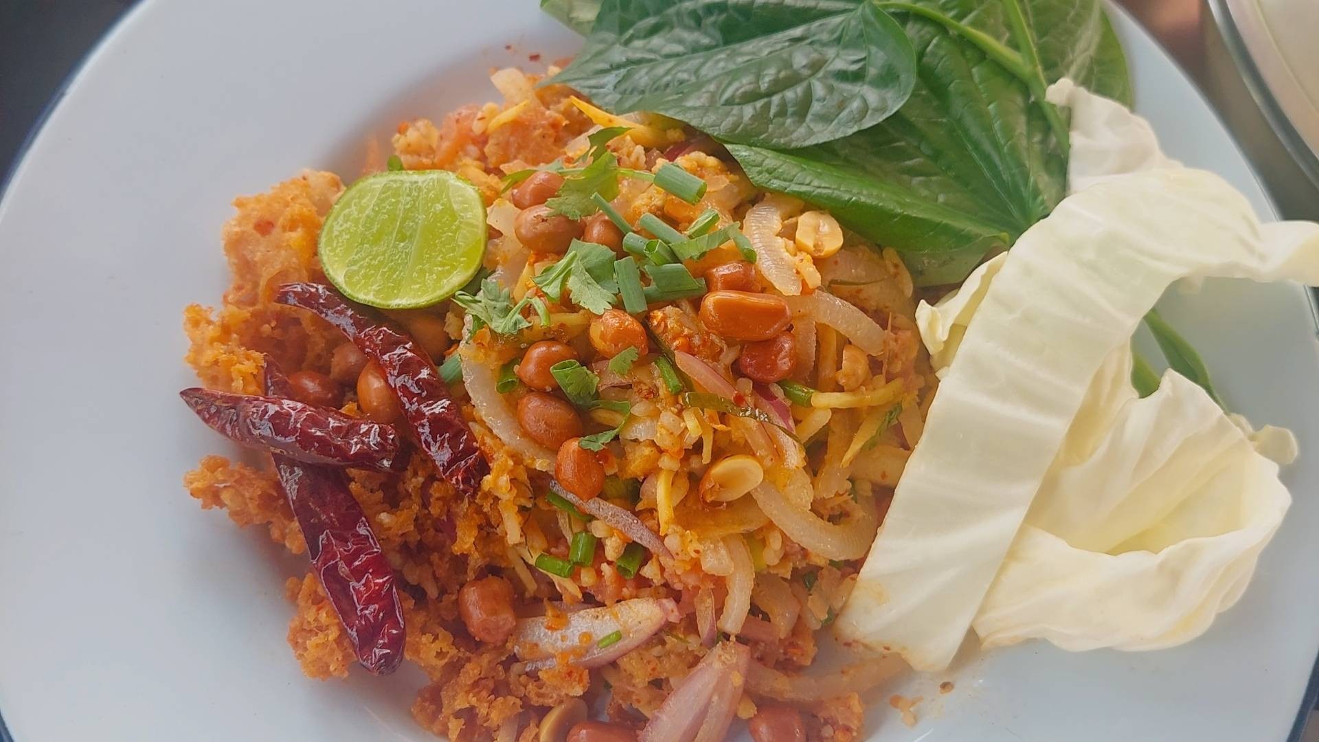 ยำแหนมเจ้ต้อม - สั่งอาหารเดลิเวอรี | Wongnai x LINE MAN