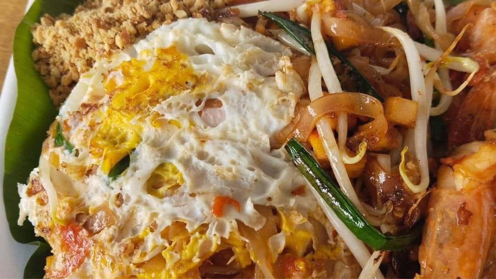 ผัดไท-หอยทอด ร้านบังรี่ - สั่งอาหารเดลิเวอรี | Wongnai x LINE MAN