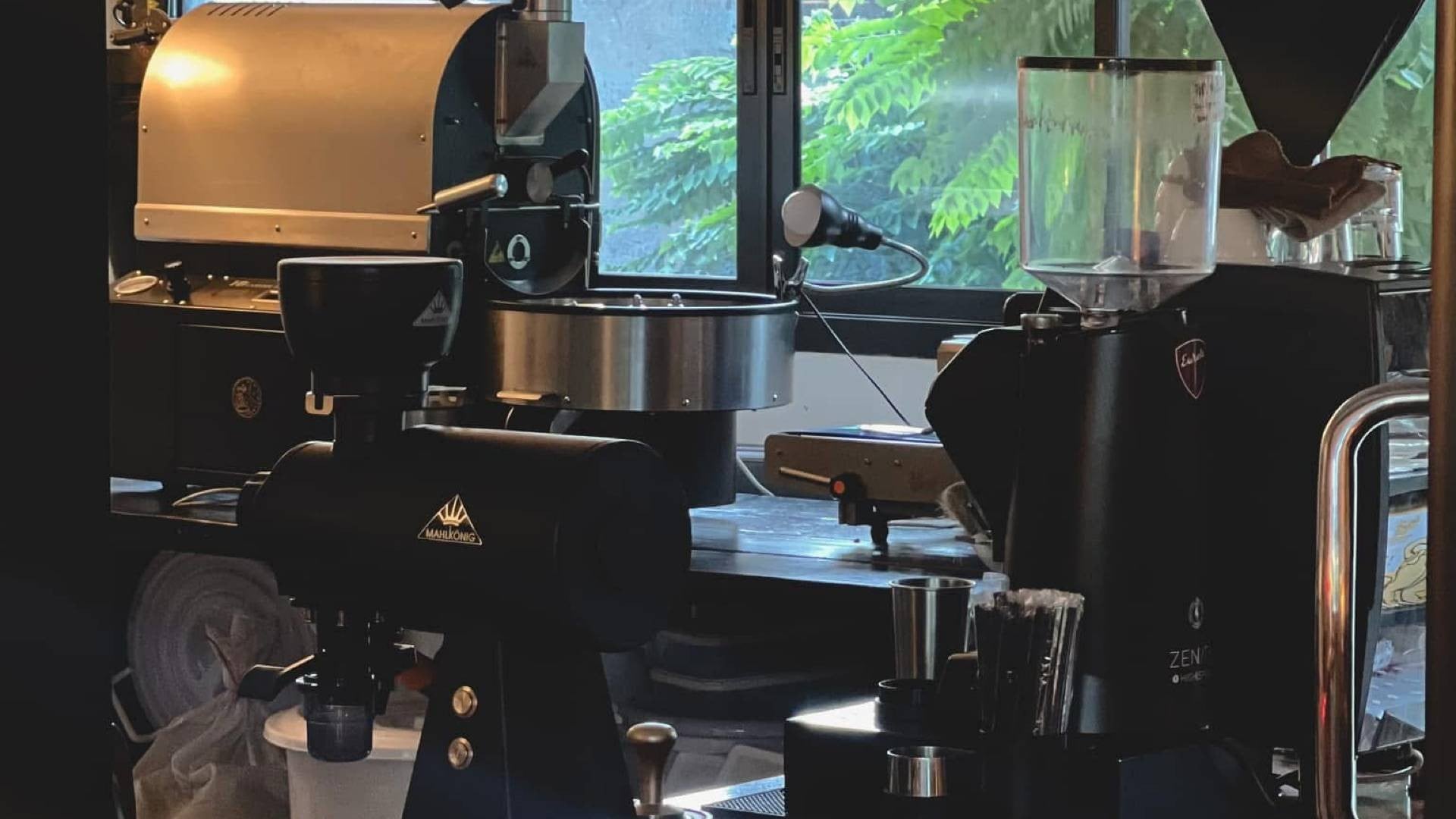 [รีวิว] ร้าน Roazt Micro Craft Roaster. Roazt Micro Roaster | เมนูแนะนำ ...