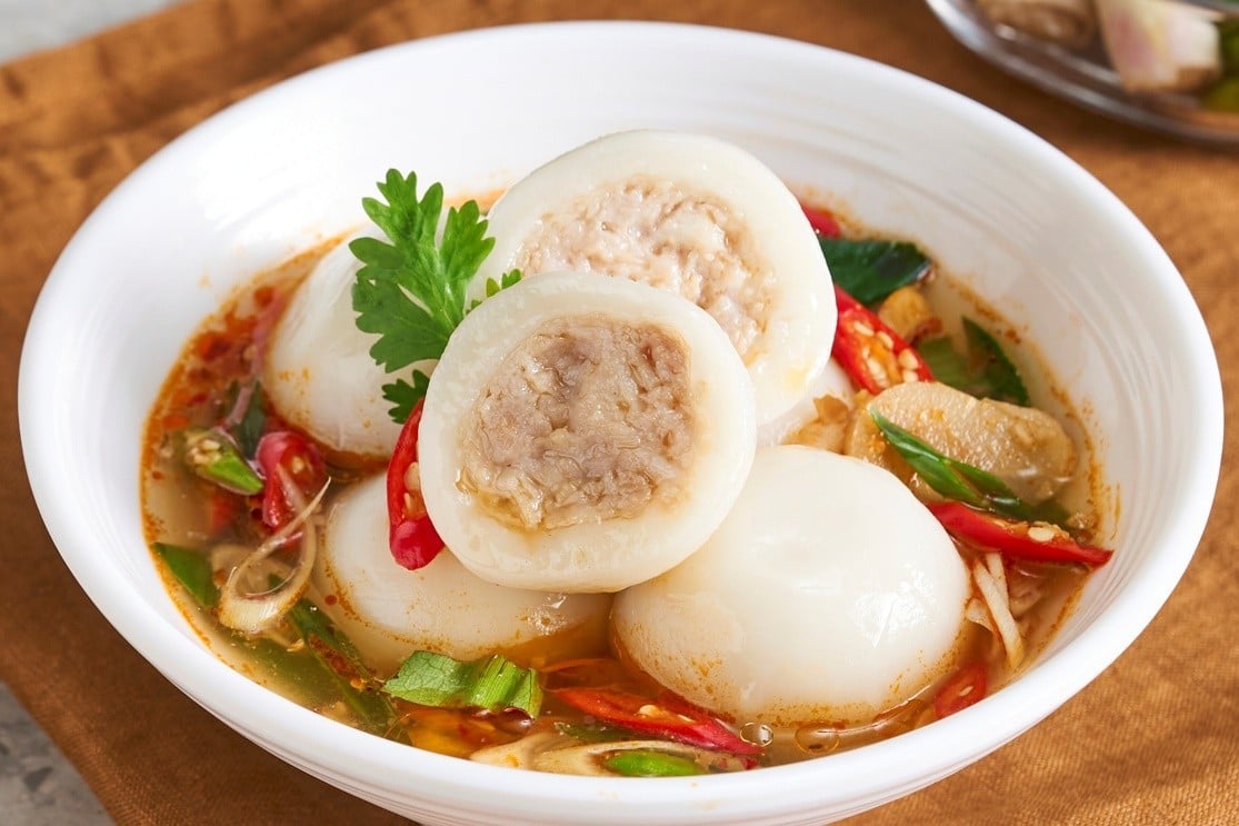 บัวลอยหมูสับต้มยำ