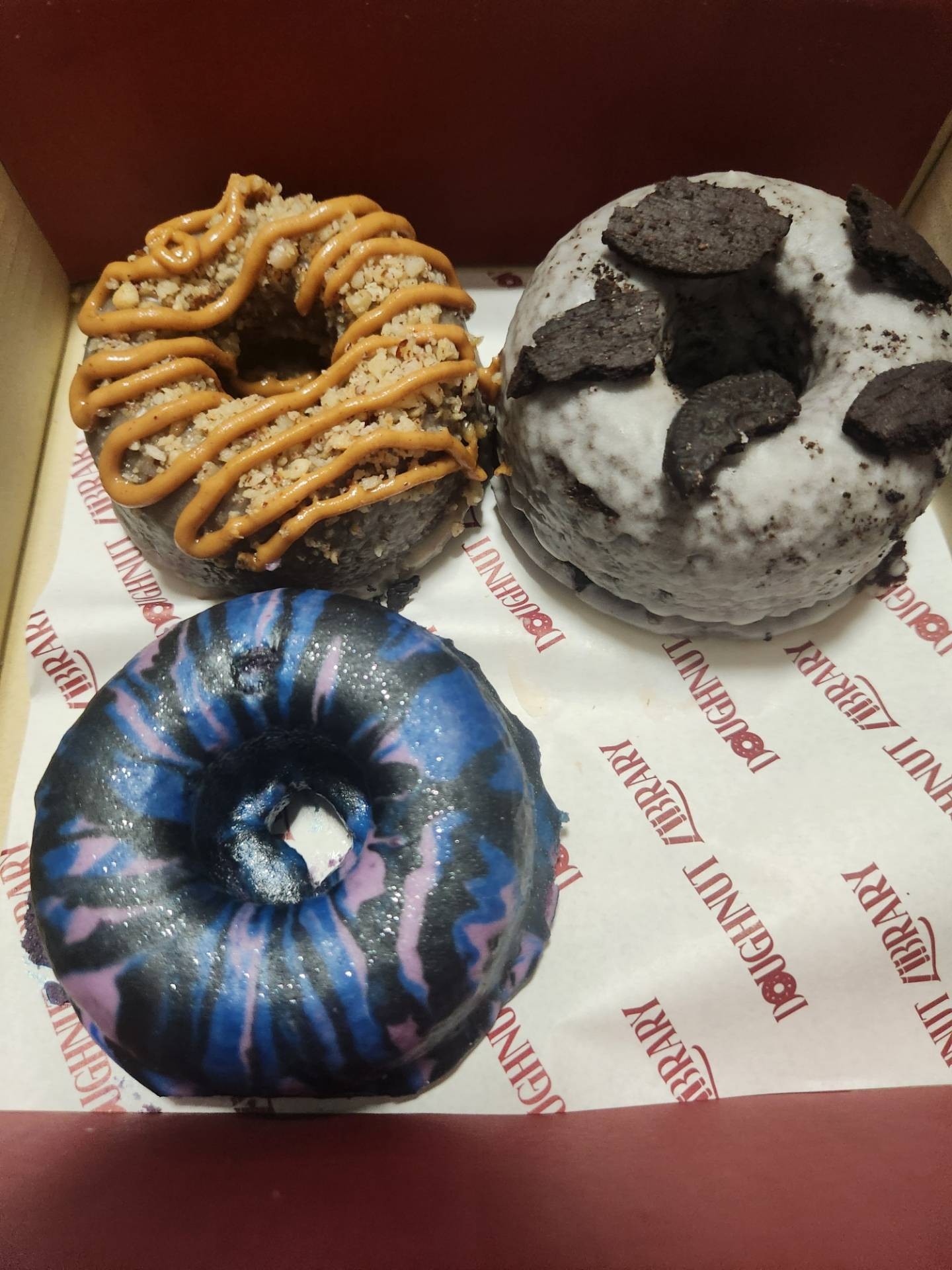 รีวิว Doughnut Library - Sukhumvit 77 - เค้าว่ากันว่า ..ก็ต้องลองสินะ