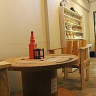 ชั้น ๑ คาเฟ่