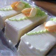 Little Home Bakery รอยัล การ์เด้น พลาซ่า