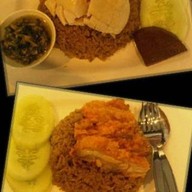 ข้าวมันไก่ซั่งไห่ Town in Town