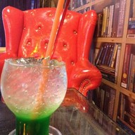 Montra Cafe' & Gallery