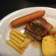 Santa Fe' Steak House