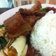 โมโม่