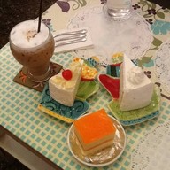 123 coffee cake & gelato