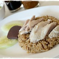 ข้าวมันไก่ซั่งไห่ Town in Town