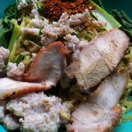 ก๋วยเตี๋ยวหมูต้มยํา เย็นจิต