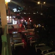 Teng Bar & Restaurant