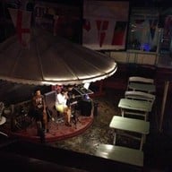Teng Bar & Restaurant