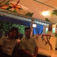 Teng Bar & Restaurant
