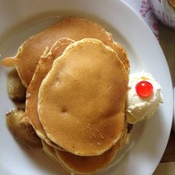 Little Home Bakery รอยัล การ์เด้น พลาซ่า