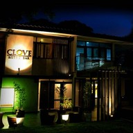Clove Bistro Bar