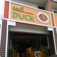 Cafe' Duck