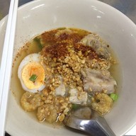 ก๋วยเตี๋ยวต้มยำกระดูกหมู