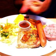 Santa Fe' Steak House